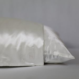 100% Zijden Kussensloop, 25 Momme 6A, hoogste kwaliteit l Zijden Kussensloop van Moerbeizijde l hypoallergeen, anti rimpel en anti pluis l Rits sluiting l Pillowcase Jumbo 60 x 70 l Ivoorwit