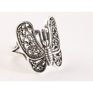 Opengewerkte zilveren vlinder ring - maat 16.5