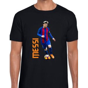 MESSI THE GOAT Uniseks T-Shirt - Zwart text oranje - Maat S - Korte mouwen - Ronde hals - Normale pasvorm - Lionel Messi - Voetbal - Voor mannen & vrouwen - Kado - Veldman prints & packaging