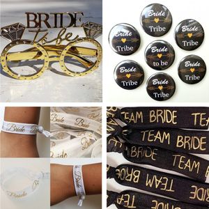 15-delige Vrijgezellenfeest set Team Bide zwart met goud met bril, armbanden en buttons - vrijgezellenfeest - team bride - bruid - trouwen