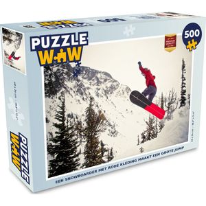 Puzzel Een snowboarder met rode kleding maakt een grote jump - Legpuzzel - Puzzel 500 stukjes