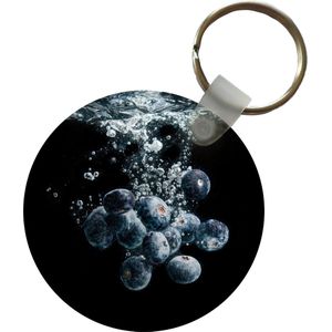 Sleutelhanger - Blauwe bessen - Fruit - bes - Stilleven - Water - Zwart - Plastic - Rond - Uitdeelcadeautjes