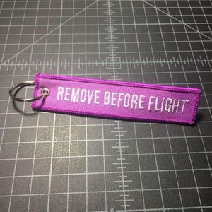 Remove Before Flight sleutelhanger