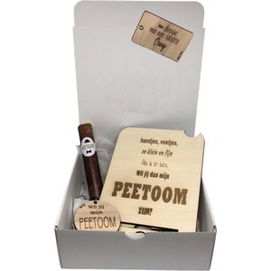Geschenkbox Wil jij mijn PEETOOM zijn? | zwart | gsm-houder | sigaar | sleutelhanger | peter vragen | meter worden | peetoom vragen | peetoom worden | cadeau | doosje met een vraag