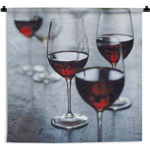 Wandkleed Rode wijn - Vier mooie glazen rode wijn Wandkleed katoen 180x180 cm - Wandtapijt met foto