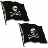 2x stuks pin broche/speldje Vlag Piraten thema 20 mm - Verkleed accessoires piraenpak