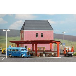 Busch - Busbahnhof H0 (5/20) * - BU1377 - modelbouwsets, hobbybouwspeelgoed voor kinderen, modelverf en accessoires