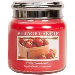 Village Candle Kaars Fresh Strawberries 9,5 X 11 Cm Wax Rood