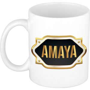 Amaya naam cadeau mok / beker met gouden embleem - kado verjaardag/ moeder/ pensioen/ geslaagd/ bedankt
