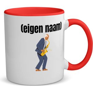 Akyol - man met saxofoon met eigen naam koffiemok - theemok - rood - Muziek - muziek liefhebbers - mok met eigen naam - iemand die houdt van saxofoons - verjaardag - cadeau - kado - 350 ML inhoud