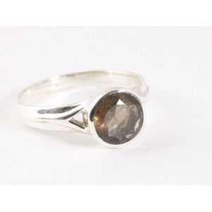Zilveren ring met rookkwarts - maat 18.5