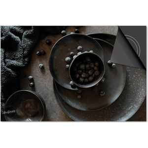 Inductie beschermer 81x52 - afdekplaat inductie mat - Dietrix Kookplaat beschermer - Base - Flatlay - Zwart bessen