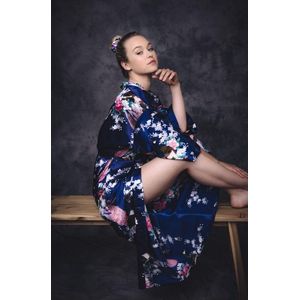 Kimono dames satijn - blauw met pauw en bloemen print, Maat M