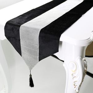 moderne zwarte tafelloper - decoratief - feestelijk 33 x 180 cm tafeldecoratie gevlokt damast tafelvlag voor keukentafel salontafel familiediner dressoir wijnkast