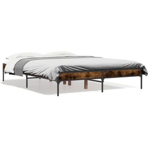 vidaXL - Bedframe - bewerkt - hout - metaal - gerookt - eikenkleurig - 140x190 - cm