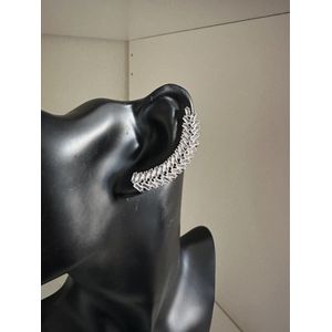 Earcuff strass blad | Moederdag | Verjaardagscadeau| Cadeautje| Valentijnsdag| Kado | sieraden | vaderdag | oorbellen | oorsieraden