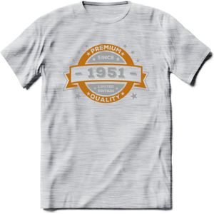 Premium Since 1951 T-Shirt | Goud - Zilver | Grappig Verjaardag Kleding Cadeau Shirt | Dames - Heren - Unisex Tshirt | - Licht Grijs - Gemaleerd - XL