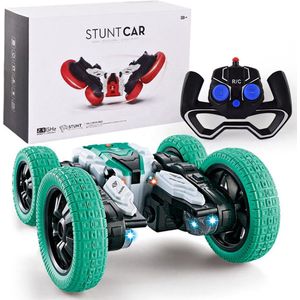 RC Bestuurbare auto groen - Geschikt voor offroad, indoor racebaan stunts met LED verlichting - Radiografische speelgoed auto Kinderen / Volwassenen speelgoed auto stunt RC car