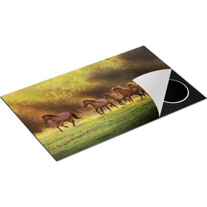Chefcare Inductie Beschermer Kudde Bruine Paarden in de Wei - 85x50 cm - Afdekplaat Inductie - Kookplaat Beschermer - Inductie Mat