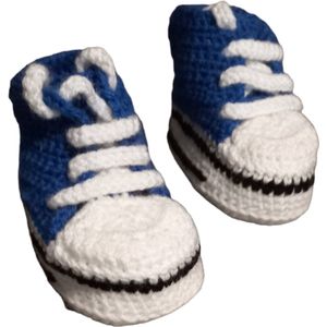 Gehaakte baby sneaker - Blauw - 0-3 maanden