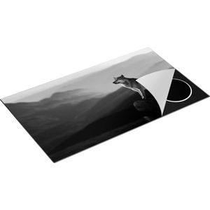 Chefcare Inductie Beschermer Wolf op een Rots met een Heuvel Landschap - Zwart Wit - 90x50 cm - Afdekplaat Inductie - Kookplaat Beschermer - Inductie Mat