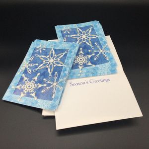 Bowling Kerstkaarten met afbeelding in blauw van pins in de vorm van 'Sneeuwkristal' , seasons greetings