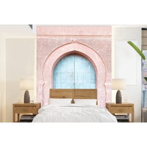 Deur - Roze - Blauw - Poort - Behangpapier