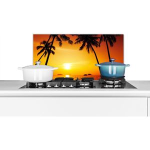 Spatscherm keuken 70x30 cm - Kookplaat achterwand Palmboom - Zonsondergang - Strand - Oranje - Tropisch - Muurbeschermer - Spatwand fornuis - Hoogwaardig aluminium