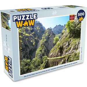 Puzzel Pad op de rand van de kliffen bij het Spaanse Nationale park Picos de Europa - Legpuzzel - Puzzel 500 stukjes