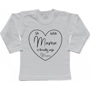 T-shirt Kinderen ""De liefste mama is toevallig mijn mama"" Moederdag | lange mouw | Wit/zwart | maat 98
