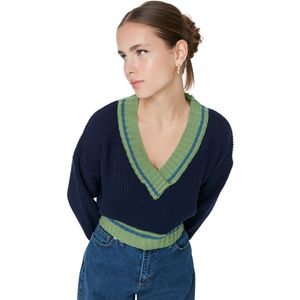 Trendyol Antracietkleurige Cropped Trui Met V-Hals Twoaw22Kz1492