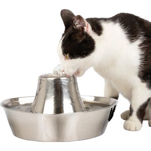 PetSafe® Seaside Stainless Steel Pet Fountain - RVS drinkfontein voor katten en kleine honden - Water borrelt zacht over de toren - Door het design van alle kanten bereikbaar - 1,8 liter - PetSafe Seaside