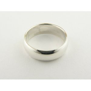 Gladde zilveren ring - 7 mm. - maat 23