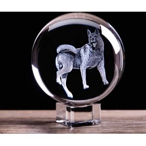 GreatGift® - Kristallen bol van Hond 10cm - In luxe geschenkdoos - Cadeau Voor hem - Cadeau voor Haar - Hond - Wolf - Op Kristallen standaard