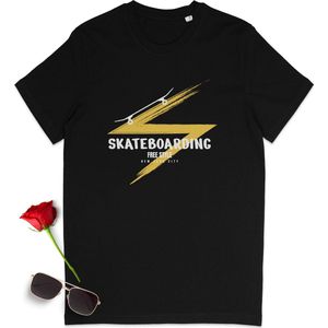 Skateboard t shirt - Skateboarding tshirt - t-shirt mannen met skateboard print - Tshirt vrouwen met skateboard opdruk - Dames en Heren skateboard shirt - Unisex maten: S M L XL XXL XXXL - T-shirt kleur: Zwart.