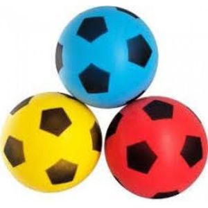Drie Foamballen 20 cm Rood, Geel en Blauw