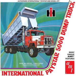 1:25 AMT 1381 International Paystar 5000 Dump Truck Plastic Modelbouwpakket