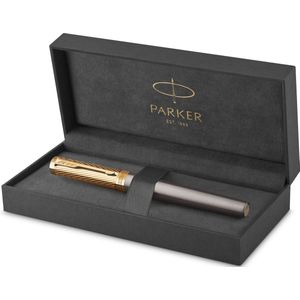 Parker Ingenuity Parker Pioneers Collection vulpen | grijze lak met gouden dop en details | medium roestvrijstalen penpunt | zwarte inkt en converter | met Geschenkdoos