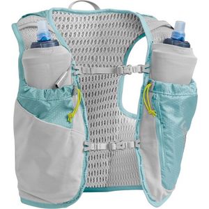 CamelBak Ultra Pro Vest voor Vrouwen - Maat L - Ultralicht Materiaal - Borstomvang 89 -101 cm - Ruimte voor 2 Flexibele 500 ml flessen - 3D Vent Mesh - Reflecterend - Hardloopvest - Drinkhouder - Drinkzak - Lichtgewicht - Zilver met Blauw