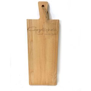 Grote borrelplank / snijplank met tekst gravure QUOTE: GEZELLIGHEID KENT GEEN TIJD. Cadeau-verjaardag-bedankje. Het formaat is 20x56cm