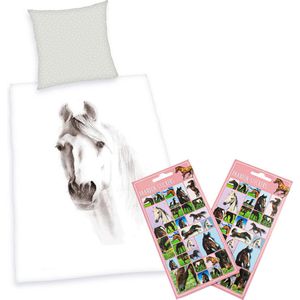 Dekbedovertrek getekend Paard- 1 persoons, katoen- 140x200- incl. Paardenstickers set.