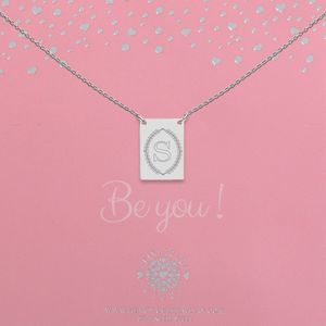 Heart to Get | Zilveren Kettingen | Initaal S | Letter ketting | Initialen ketting | Plaatje met initiaal en krans