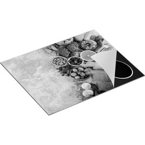 Chefcare Inductie Beschermer Groentes met Vis op Grijze Marmer - Zwart Wit - 65x50 cm - Afdekplaat Inductie - Kookplaat Beschermer - Inductie Mat