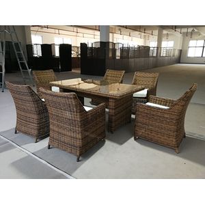 Eleganz diningset 7-delig halfrond bruin wicker