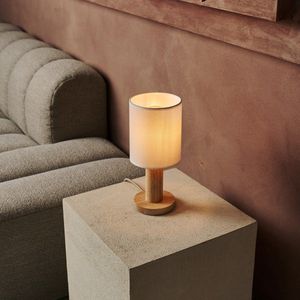 Tavellio – Tafellamp Borris – Lichtbruin – Dressoir Lamp van hout – Woonkamer – Slaapkamer – Bureaulamp – Aan/Uit-schakelaar – 200CM snoer – H26CM