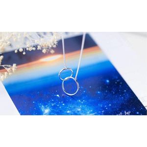 Fler® | Trendy | Sierlijk | Cadeau voorVriendinnen Damesketting met Twee Symbolische Ringen | Sinterklaas geschenk | Kerst cadeau | Vriendschapsketting | Voor Koppels | Voor Paar | Zilver