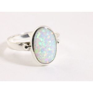 Fijne hoogglans zilveren ring met welo opaal - maat 20