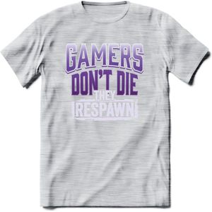 Gamers don't die T-shirt | Paars | Gaming kleding | Grappig game verjaardag cadeau shirt Heren – Dames – Unisex | - Licht Grijs - Gemaleerd - L