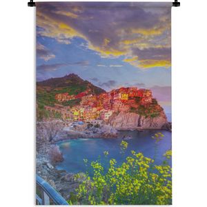 Wandkleed Cinque Terre - Oranje gekleurde huizen door de ondergaande zon in Cinque Terre Wandkleed katoen 120x180 cm - Wandtapijt met foto XXL / Groot formaat!