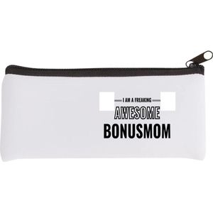 Akyol - i am a freaking awesome bonusmom Etui - Mama - de meest geweldigste bonusmoeder - moeder cadeautjes - moederdag - verjaardagscadeau - verjaardag - cadeau - geschenk - kado - gift - moeder artikelen - 20 bij 9 cm
